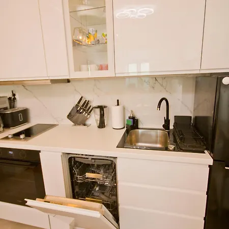 Apartament Comfort Przy Rynku Z Sauna, Klimatyzacja I Parkingiem Kielce Exterior foto