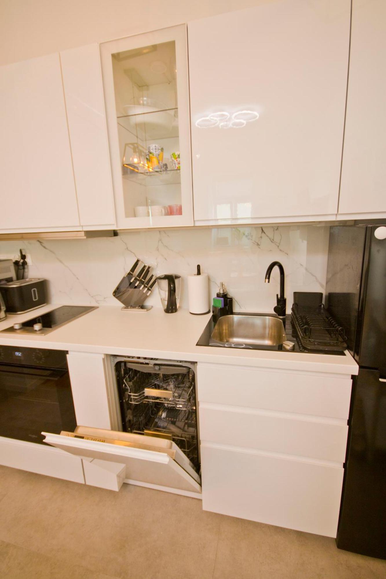 Comfort Przy Rynku Z Sauna, Klimatyzacja I Parkingiem Apartment Kielce
