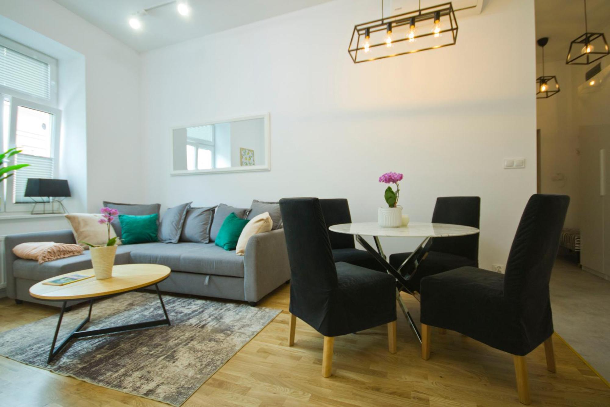 Apartment Comfort Przy Rynku Z Sauna, Klimatyzacja I Parkingiem Kielce